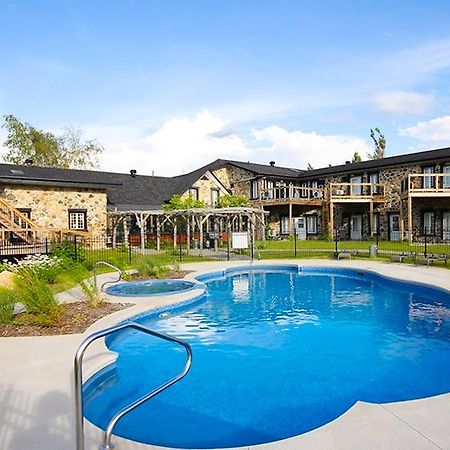 Condos Hotel Lion D'Or Magog Exterior foto